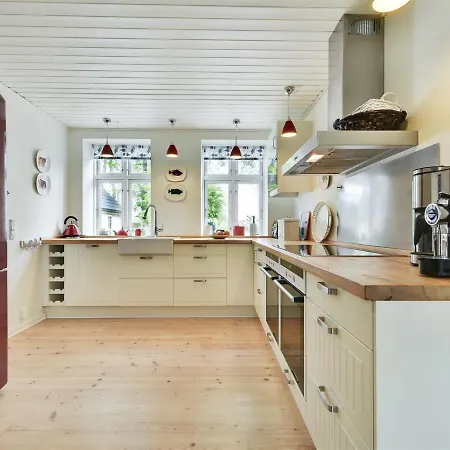 Holiday home Gunhilda - 200m From The Sea In Funen By Interhome