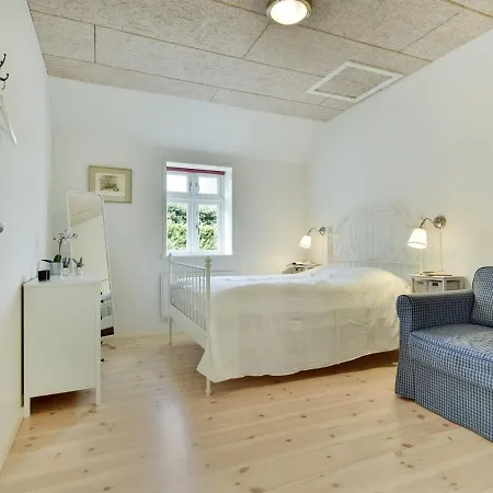 Holiday home Gunhilda - 200m From The Sea In Funen By Interhome Spodsbjerg